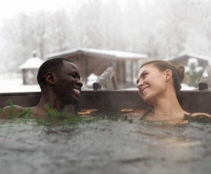 personnes-effectuant-un-traitement-d-exposition-au-froid